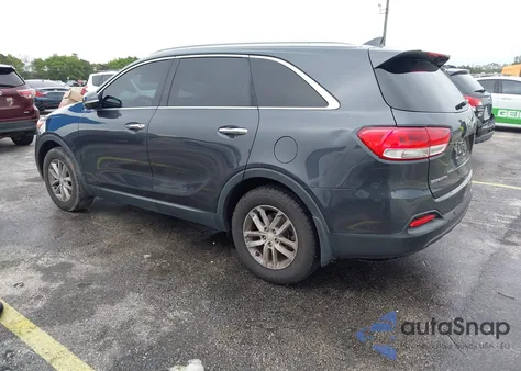 2017 Kia Sorento 2.4L Lx z USA, uszkodzony, nr VIN 5XYPG4A33HG259582